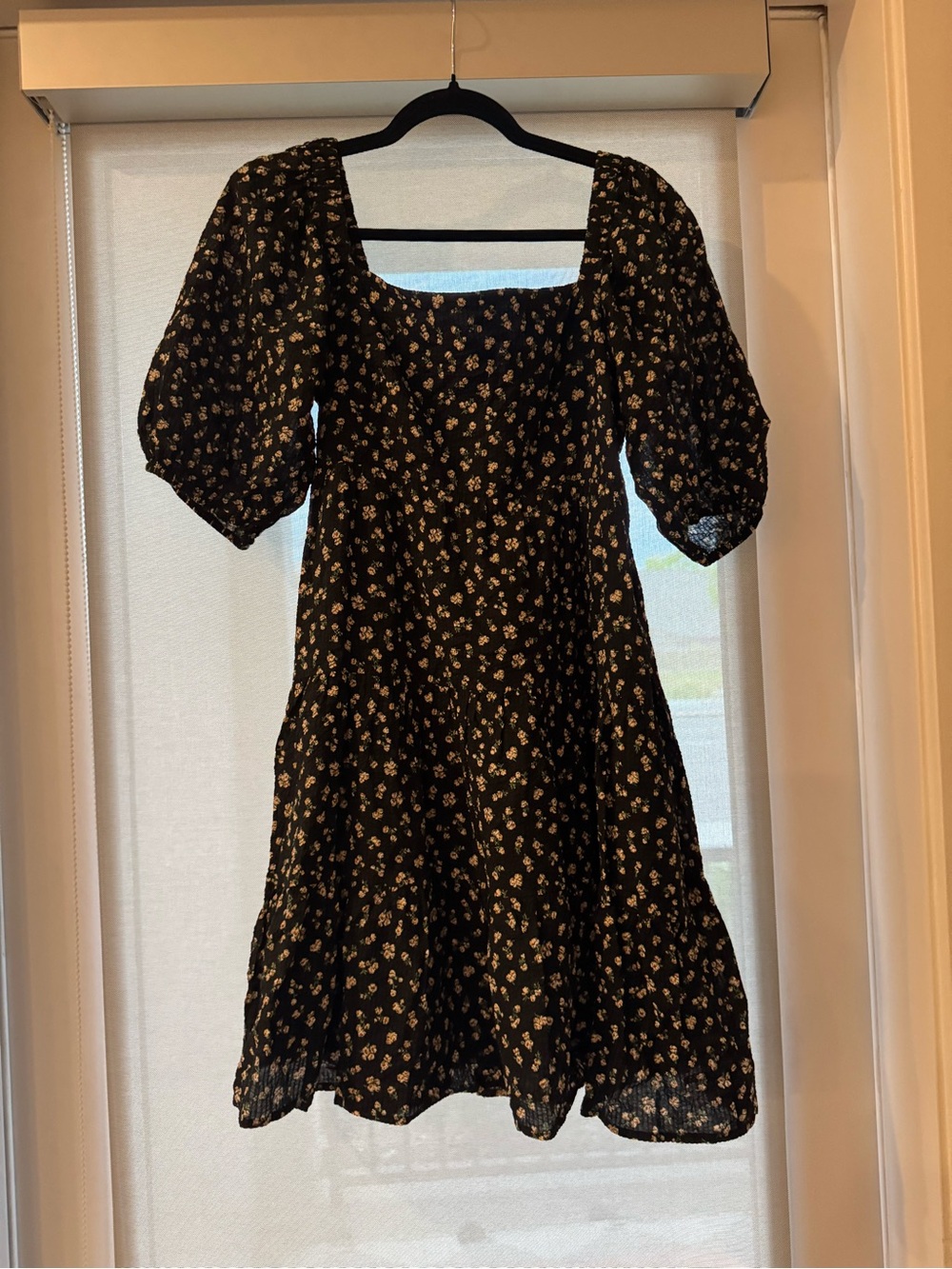 Black Floral Square Neck Puff Sleeve Dress